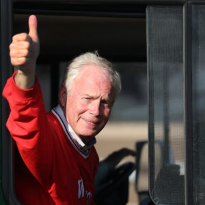 senator ron johnson red shirt, thumbs up