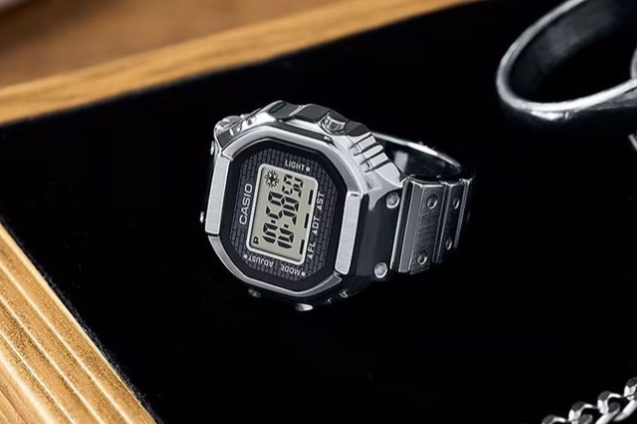 Casio wearable tech market
